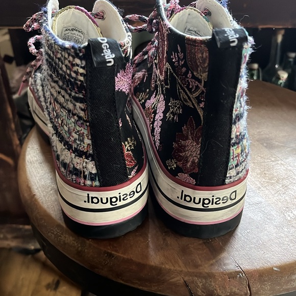 DESIGUAL HI TOPS - Picture 4 of 12